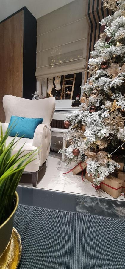Design Apartment Platinium Spa Lux 5 Star "Havana" Completely Private Wellness & Spa Free Included Sauna & Jacuzzi & Salt Wall & Fire Place & 3D Ceilings & Business Wifi & Netflix & Keyless Code Entry & Full Smart App & Secure 2 Parking Place Ćuprija 외부 사진