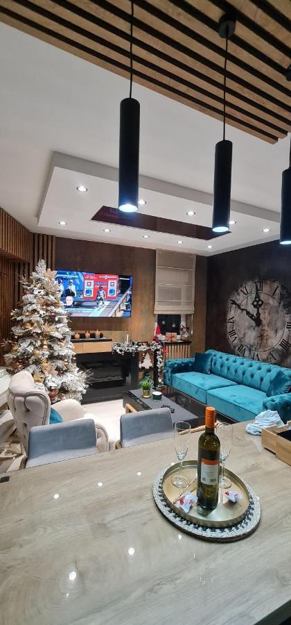Design Apartment Platinium Spa Lux 5 Star "Havana" Completely Private Wellness & Spa Free Included Sauna & Jacuzzi & Salt Wall & Fire Place & 3D Ceilings & Business Wifi & Netflix & Keyless Code Entry & Full Smart App & Secure 2 Parking Place Ćuprija 외부 사진