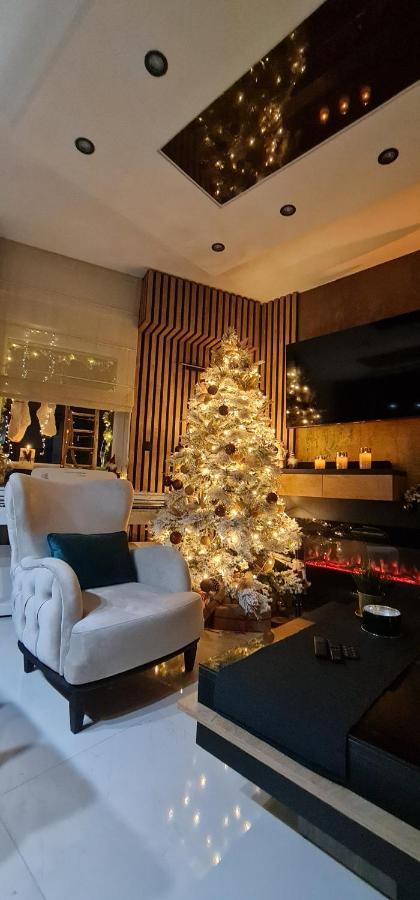 Design Apartment Platinium Spa Lux 5 Star "Havana" Completely Private Wellness & Spa Free Included Sauna & Jacuzzi & Salt Wall & Fire Place & 3D Ceilings & Business Wifi & Netflix & Keyless Code Entry & Full Smart App & Secure 2 Parking Place Ćuprija 외부 사진