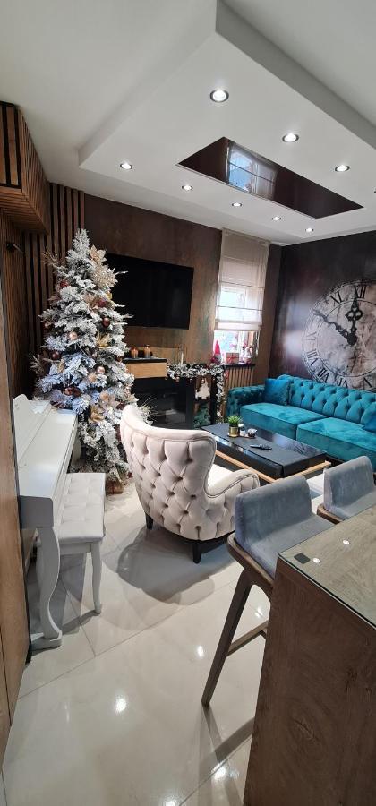 Design Apartment Platinium Spa Lux 5 Star "Havana" Completely Private Wellness & Spa Free Included Sauna & Jacuzzi & Salt Wall & Fire Place & 3D Ceilings & Business Wifi & Netflix & Keyless Code Entry & Full Smart App & Secure 2 Parking Place Ćuprija 외부 사진