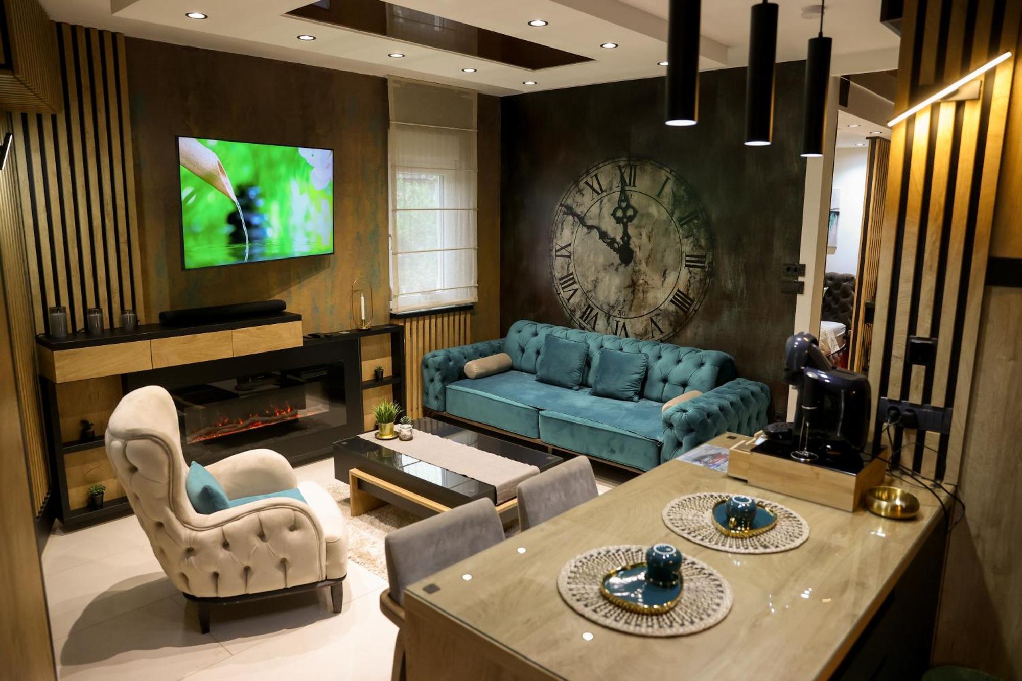 Design Apartment Platinium Spa Lux 5 Star "Havana" Completely Private Wellness & Spa Free Included Sauna & Jacuzzi & Salt Wall & Fire Place & 3D Ceilings & Business Wifi & Netflix & Keyless Code Entry & Full Smart App & Secure 2 Parking Place Ćuprija 외부 사진